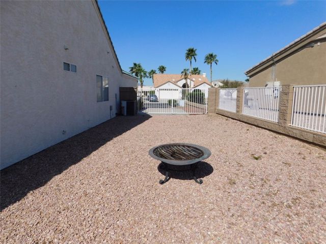 6128 S Bella Vista Drive, Fort Mohave, AZ 86426