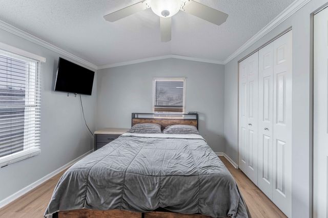 106 8th Avenue, Bartlett, IL 60103