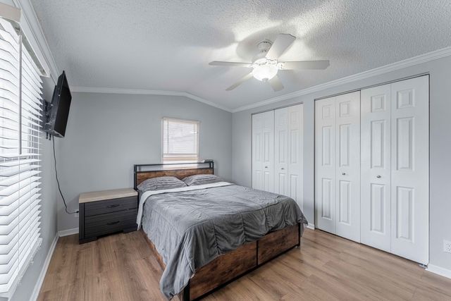 106 8th Avenue, Bartlett, IL 60103