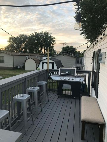 106 8th Avenue, Bartlett, IL 60103