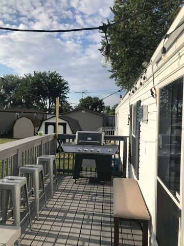 106 8th Avenue, Bartlett, IL 60103