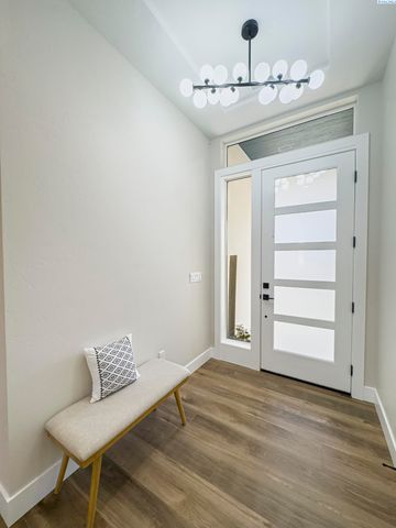 2839 Savanna Ave, Richland, WA 99352