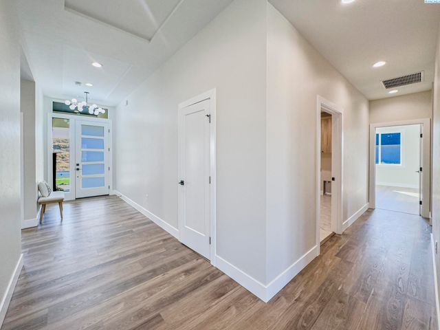 2839 Savanna Ave, Richland, WA 99352