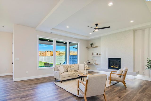 2839 Savanna Ave, Richland, WA 99352