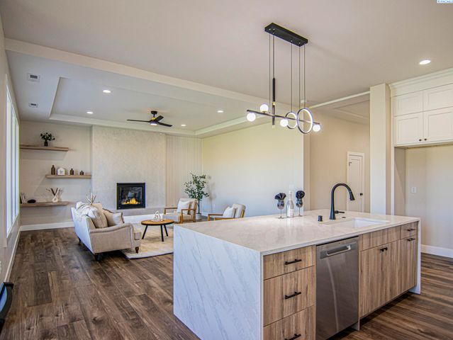 2839 Savanna Ave, Richland, WA 99352