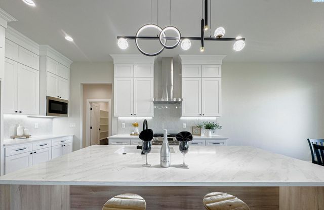 2839 Savanna Ave, Richland, WA 99352