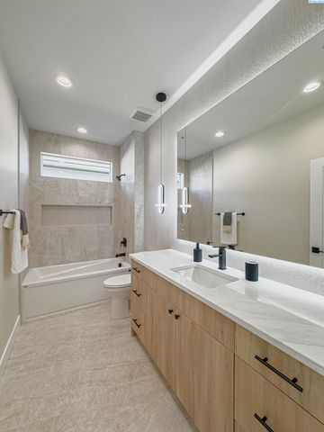 2839 Savanna Ave, Richland, WA 99352