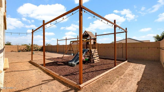 17139 W BENT TREE Drive, Surprise, AZ 85387