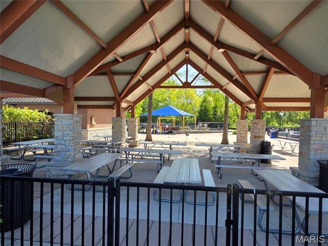 713 Waler Drive, Lake St Louis, MO 63367