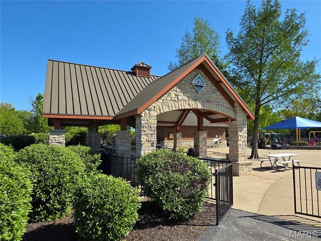 713 Waler Drive, Lake St Louis, MO 63367