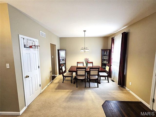 713 Waler Drive, Lake St Louis, MO 63367