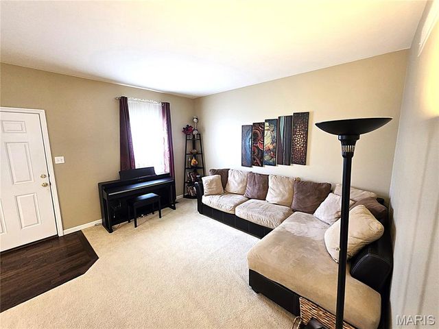 713 Waler Drive, Lake St Louis, MO 63367