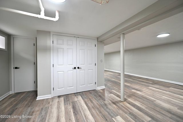 5921 Bluestone Rd, Louisville, KY 40219