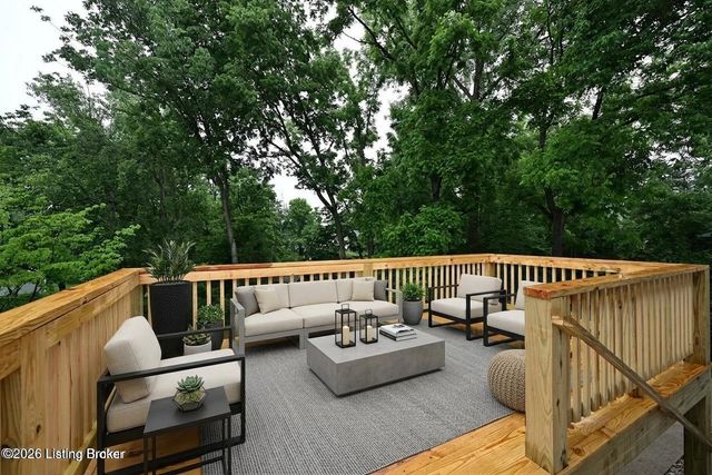 5921 Bluestone Rd, Louisville, KY 40219