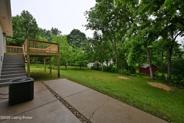 5921 Bluestone Rd, Louisville, KY 40219