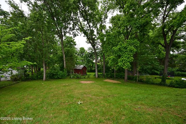 5921 Bluestone Rd, Louisville, KY 40219