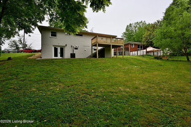 5921 Bluestone Rd, Louisville, KY 40219