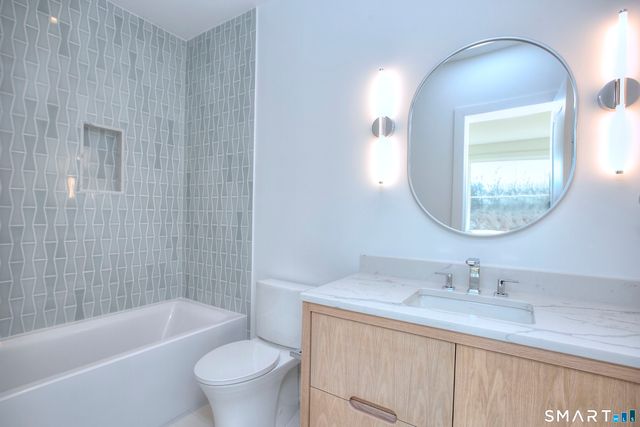 8 Loretta Court, Westport, CT 06880