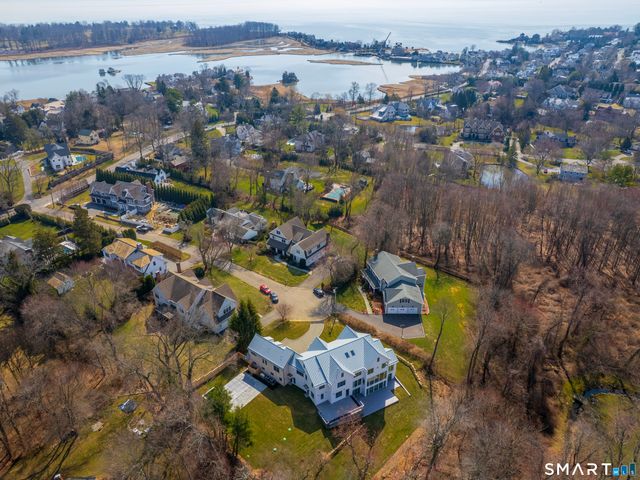 8 Loretta Court, Westport, CT 06880