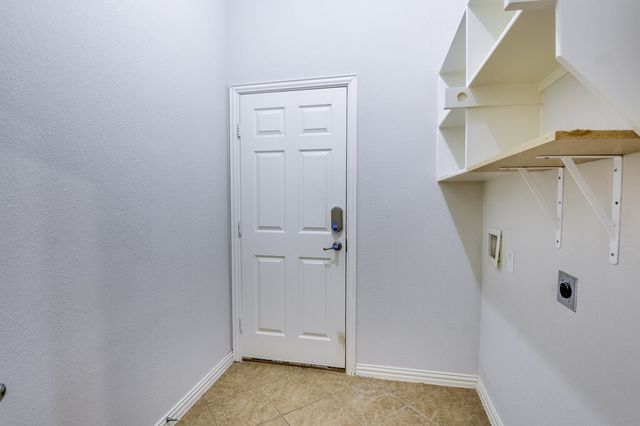 834 Greenwood Drive, Burleson, TX 76028