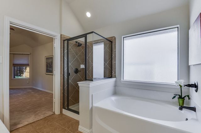 834 Greenwood Drive, Burleson, TX 76028