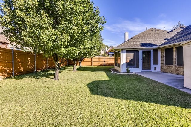 834 Greenwood Drive, Burleson, TX 76028