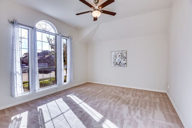 834 Greenwood Drive, Burleson, TX 76028