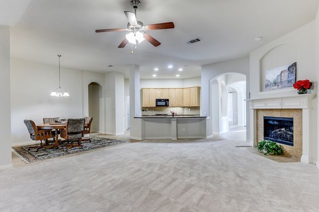 834 Greenwood Drive, Burleson, TX 76028