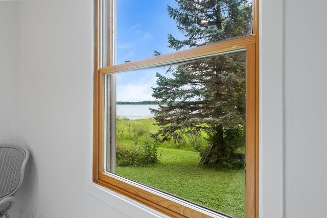 10926 269th AVENUE, Trevor, WI 53179