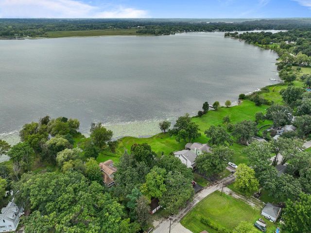 10926 269th AVENUE, Trevor, WI 53179