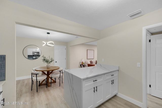 6822 BUTTONTREE Lane S, Jacksonville, FL 32277