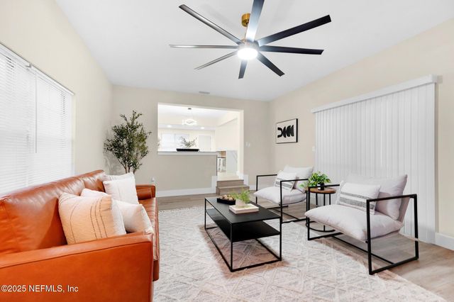6822 BUTTONTREE Lane S, Jacksonville, FL 32277
