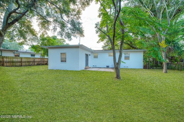 6822 BUTTONTREE Lane S, Jacksonville, FL 32277