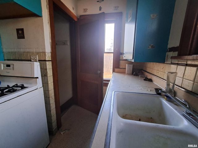 605 FRANKLIN Street, Bartonville, IL 61607