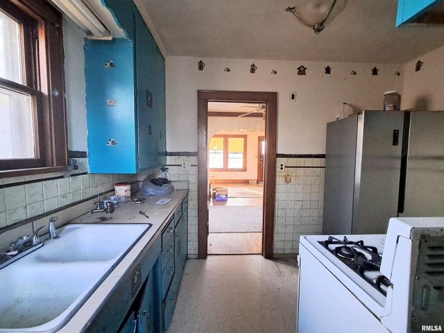 605 FRANKLIN Street, Bartonville, IL 61607