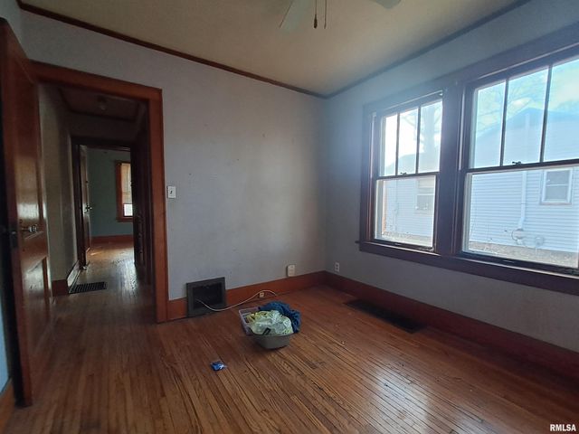 605 FRANKLIN Street, Bartonville, IL 61607