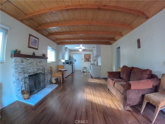 1475 Barbara Street, Wrightwood, CA 92397