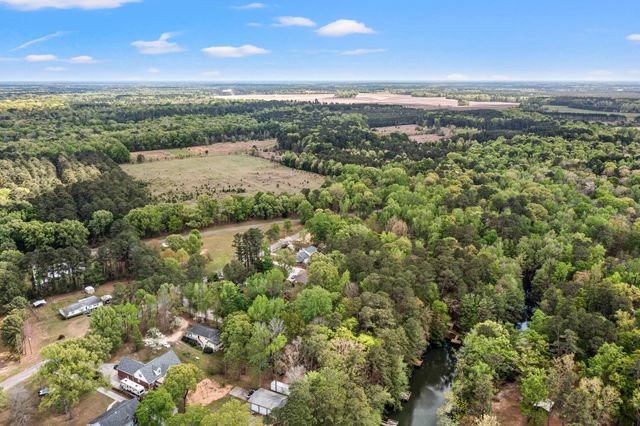 384 Suwanee Drive, Vance, SC 29163