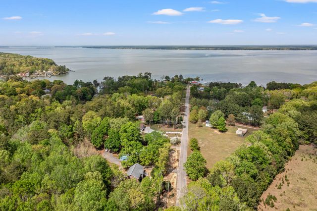 384 Suwanee Drive, Vance, SC 29163