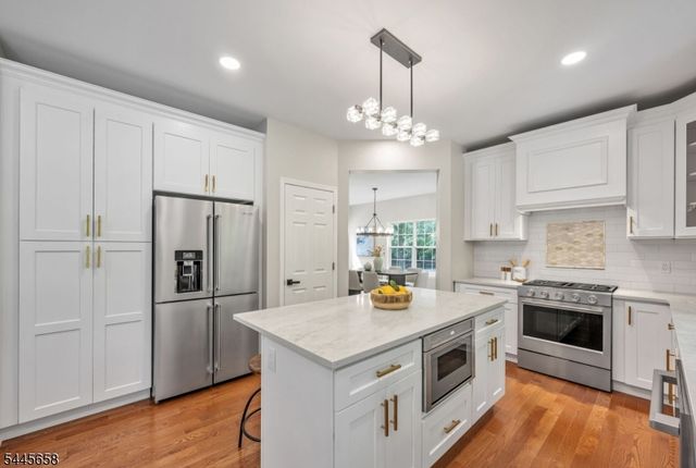 1 WINDING RIDGE ROAD, Jefferson Twp., NJ 07849