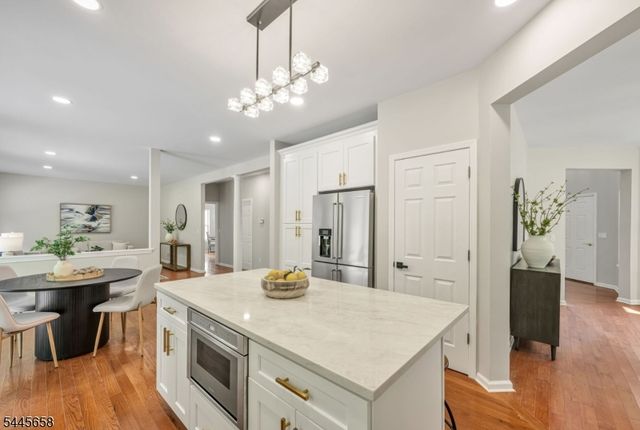 1 WINDING RIDGE ROAD, Jefferson Twp., NJ 07849