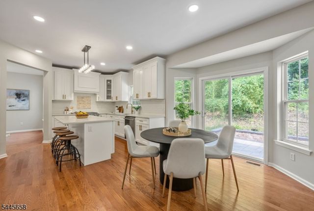 1 WINDING RIDGE ROAD, Jefferson Twp., NJ 07849