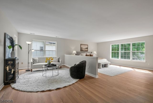 1 WINDING RIDGE ROAD, Jefferson Twp., NJ 07849