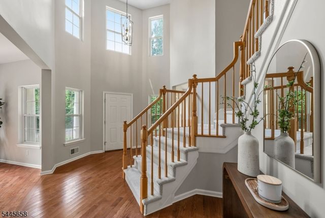 1 WINDING RIDGE ROAD, Jefferson Twp., NJ 07849