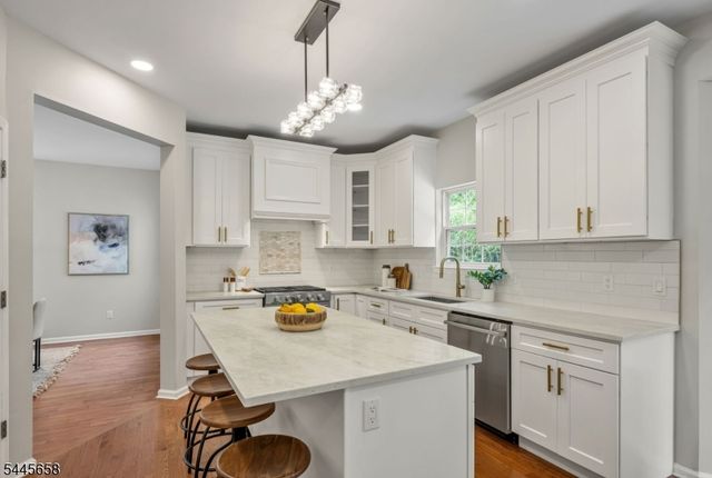 1 WINDING RIDGE ROAD, Jefferson Twp., NJ 07849