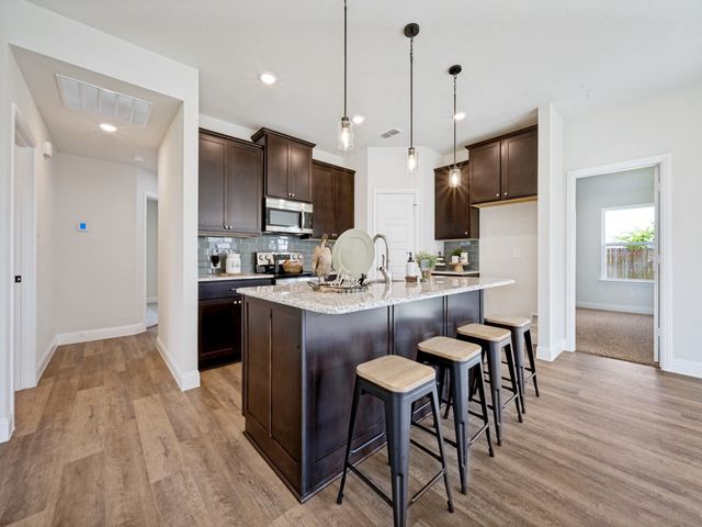 4711 Enclave Drive, Sanger, TX 76266
