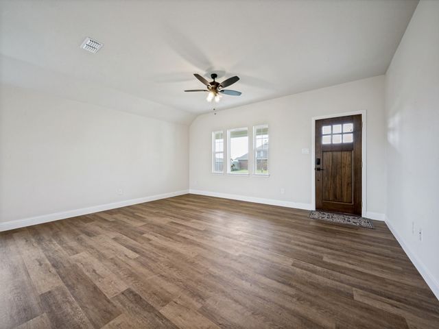 4711 Enclave Drive, Sanger, TX 76266