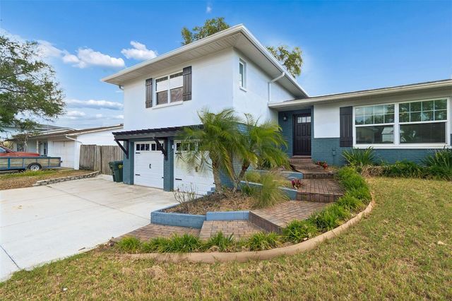 13548 BELLEWOOD AVENUE, Seminole, FL 33776