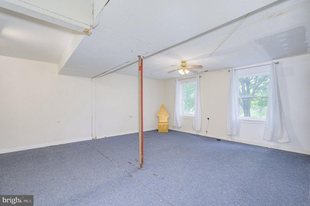 176 ELEMENTARY DR, Martinsburg, WV 25404