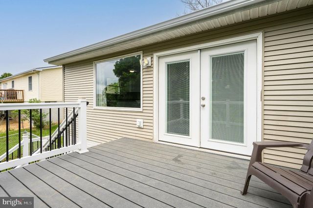 176 ELEMENTARY DR, Martinsburg, WV 25404